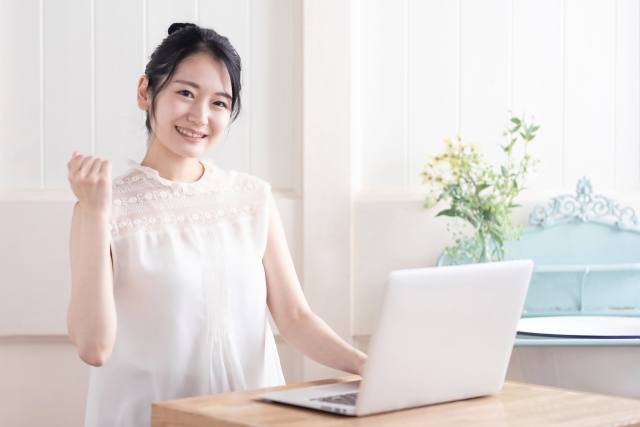 女性の画像